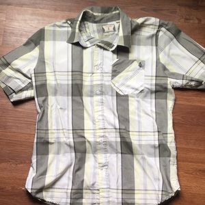Volcom button up